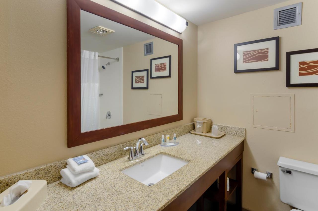 Comfort Inn Blacksburg University Area Εξωτερικό φωτογραφία