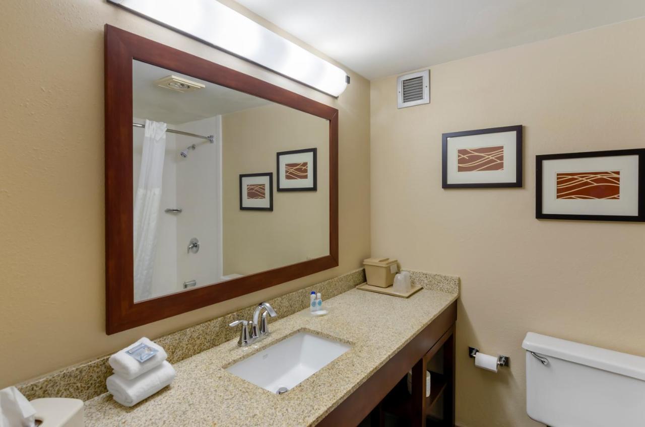 Comfort Inn Blacksburg University Area Εξωτερικό φωτογραφία