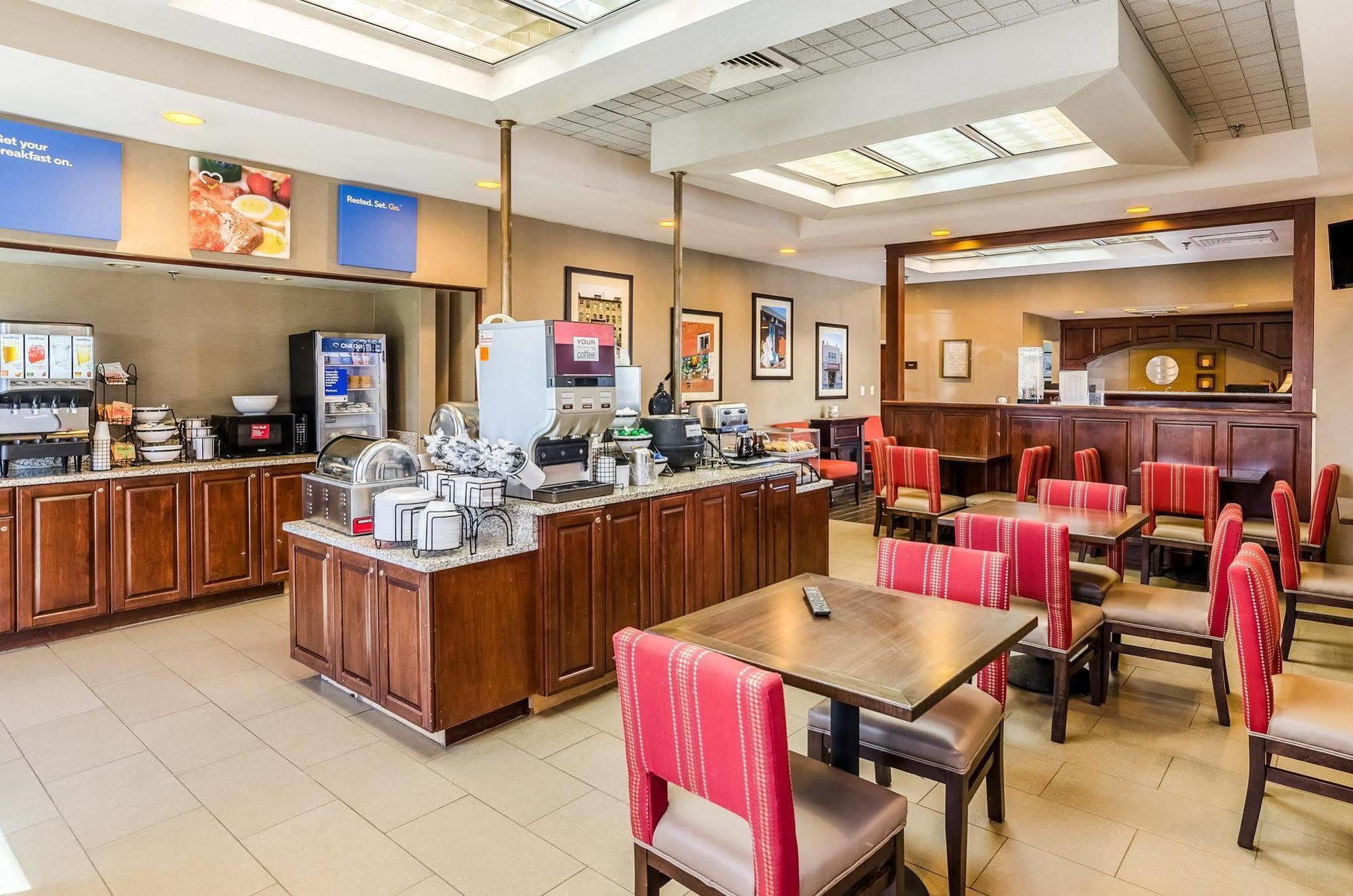 Comfort Inn Blacksburg University Area Εξωτερικό φωτογραφία